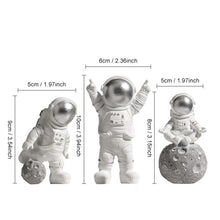 Load image into Gallery viewer, 3pcs Nordic Astronaut Figurines Resin Sculpture Modern Home Decor Miniatures Table Ornaments Cosmonaut Figure Home Decorative