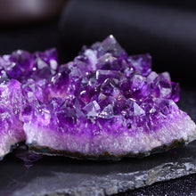 Load image into Gallery viewer, 10-70g 30-50mm Amethyst Geode Natural Crystal Quartz Stone Wand Point Energy Healing Mineral Stone Rock Home Decor Geode
