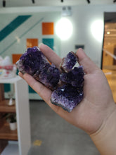 Load image into Gallery viewer, 10-70g 30-50mm Amethyst Geode Natural Crystal Quartz Stone Wand Point Energy Healing Mineral Stone Rock Home Decor Geode
