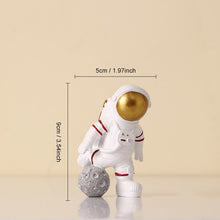 Load image into Gallery viewer, 3pcs Nordic Astronaut Figurines Resin Sculpture Modern Home Decor Miniatures Table Ornaments Cosmonaut Figure Home Decorative
