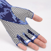 Load image into Gallery viewer, Camouflage Sunscreen Oversleeves Men's Quick-Drying Riding Non-Slip Half Finger Arm Guard Ice Silk Gloves
